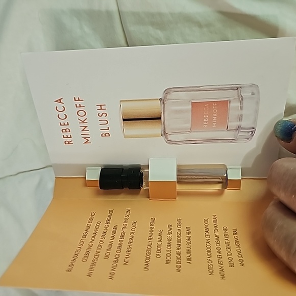 Beauty Items - Picture 6 of 6